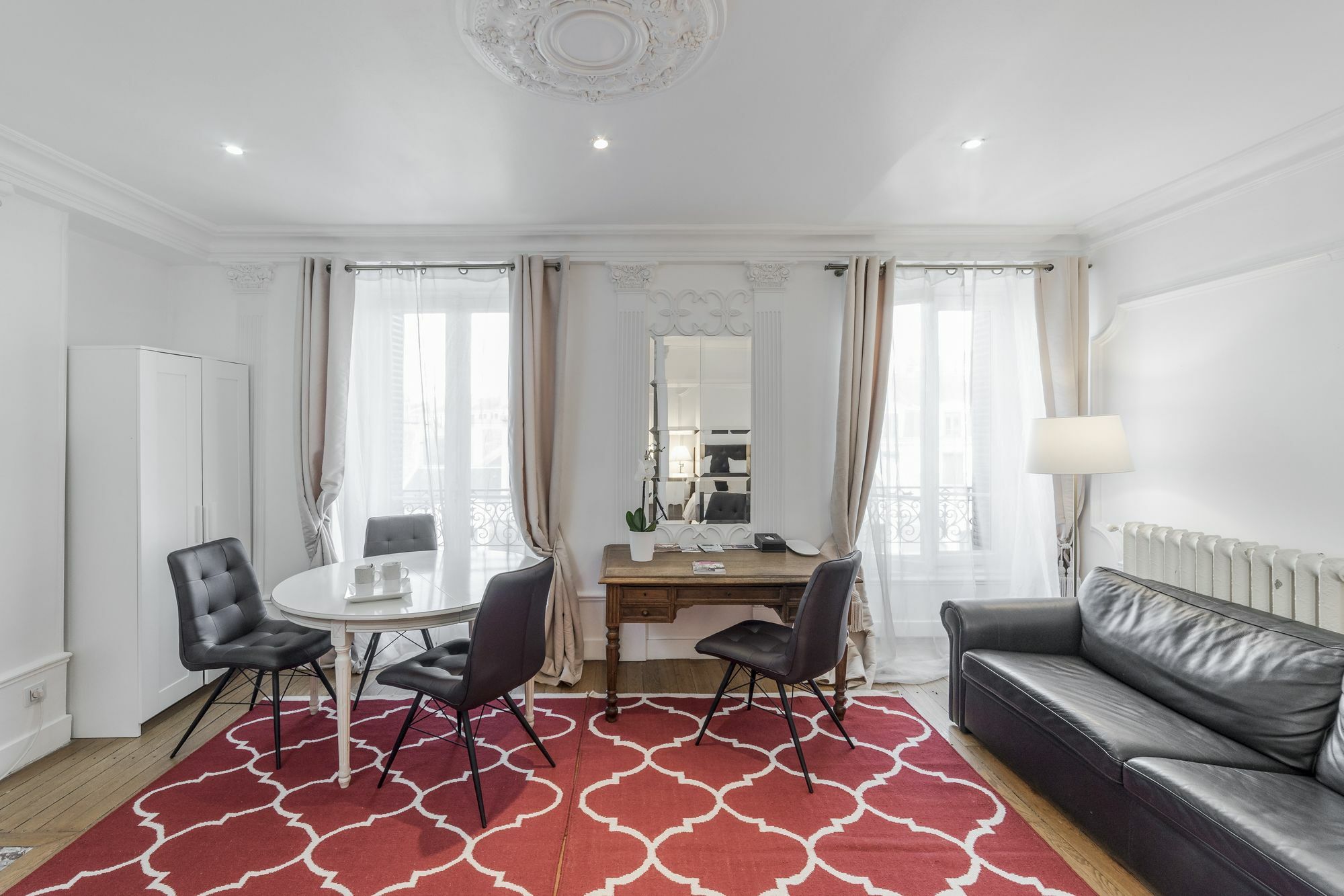 Апартаменты The Thonet House - A Luxury Historic Collection Лион Экстерьер фото