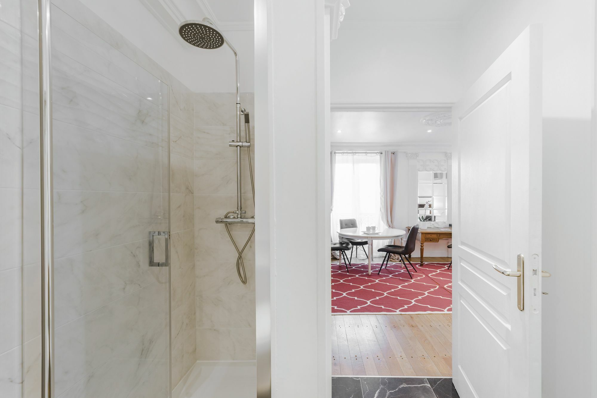 Апартаменты The Thonet House - A Luxury Historic Collection Лион Экстерьер фото